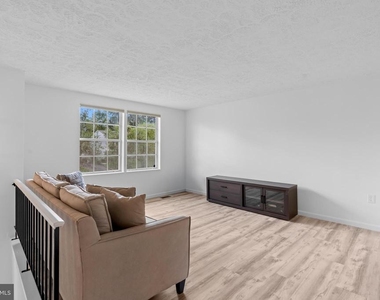 3500 Manis Road - Photo Thumbnail 8