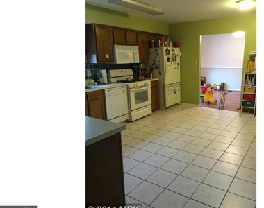 10701 Meynell Court - Photo Thumbnail 3