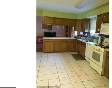 10701 Meynell Court - Photo Thumbnail 2