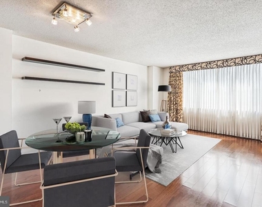 10101 Grosvenor Place - Photo Thumbnail 9