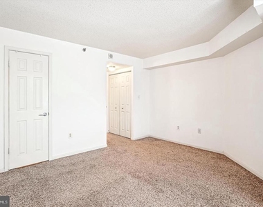 10101 Grosvenor Place - Photo Thumbnail 22