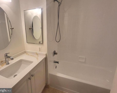 10101 Grosvenor Place - Photo Thumbnail 24
