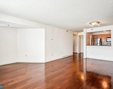 10101 Grosvenor Place - Photo Thumbnail 17