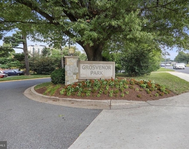 10101 Grosvenor Place - Photo Thumbnail 42