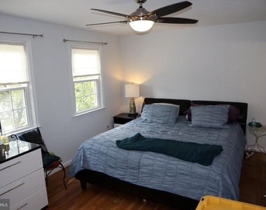 10951 Amherst Avenue - Photo Thumbnail 12