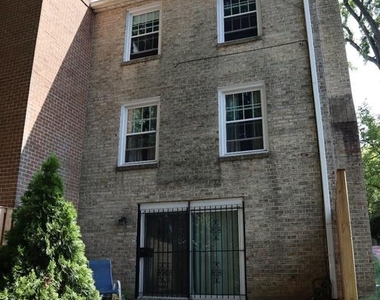 10951 Amherst Avenue - Photo Thumbnail 30
