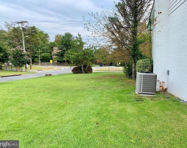 6414 Wilson Lane - Photo Thumbnail 28