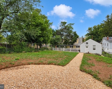 710 Silver Spring Avenue - Photo Thumbnail 36