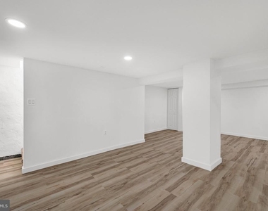 710 Silver Spring Avenue - Photo Thumbnail 27
