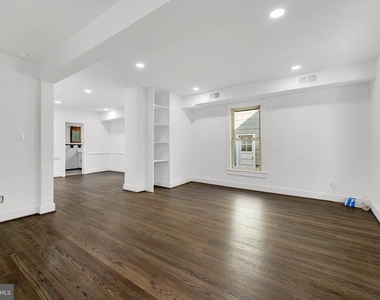 710 Silver Spring Avenue - Photo Thumbnail 7