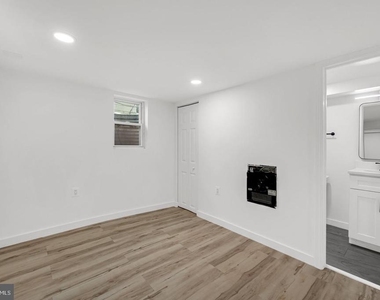 710 Silver Spring Avenue - Photo Thumbnail 43