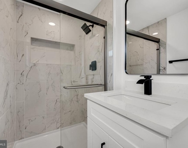 710 Silver Spring Avenue - Photo Thumbnail 17