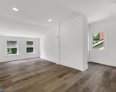 710 Silver Spring Avenue - Photo Thumbnail 15