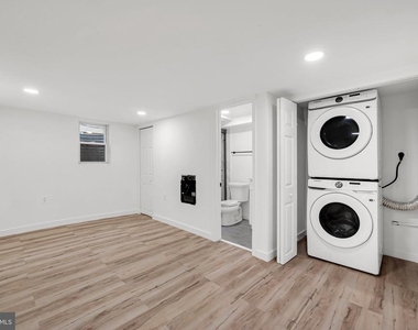 710 Silver Spring Avenue - Photo Thumbnail 30
