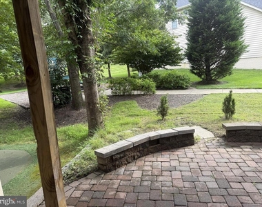 3008 Hollow Crest Place - Photo Thumbnail 22