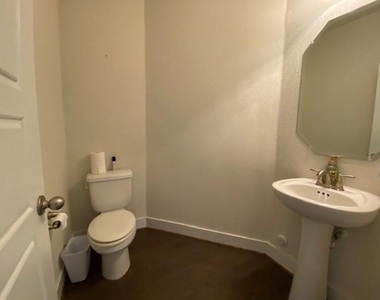 7409 Merrick Ln - Photo Thumbnail 20