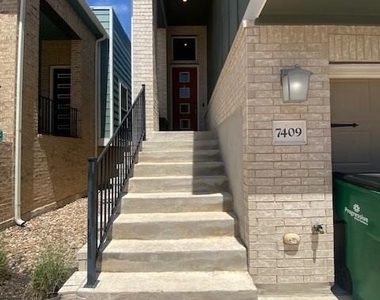 7409 Merrick Ln - Photo Thumbnail 1