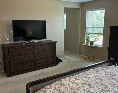1512 Gautami Dr - Photo Thumbnail 13