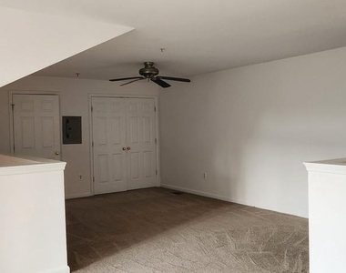 9150 Gracious End Court - Photo Thumbnail 18