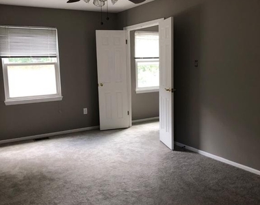 6031 Flywheel Court - Photo Thumbnail 5