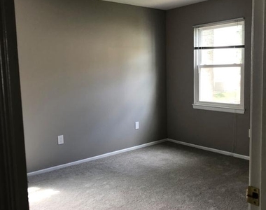 6031 Flywheel Court - Photo Thumbnail 8