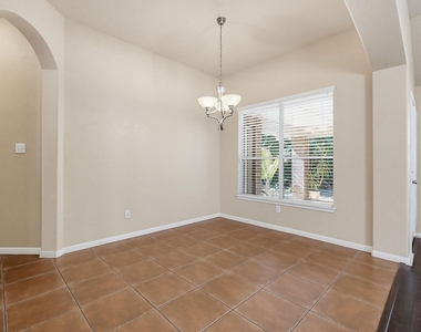 16305 Almaden Dr - Photo Thumbnail 12