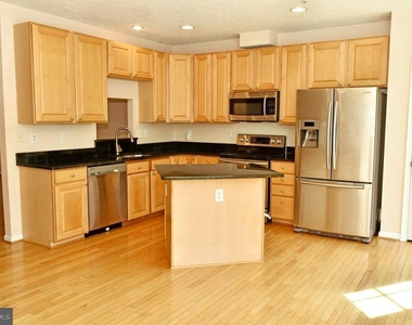 7005 Cradlerock Farm Court - Photo Thumbnail 2