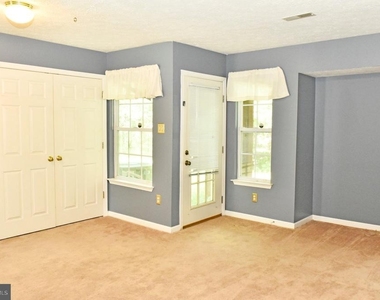 7005 Cradlerock Farm Court - Photo Thumbnail 15