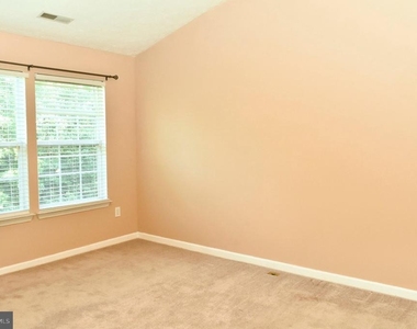 7005 Cradlerock Farm Court - Photo Thumbnail 6