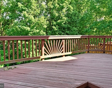 7005 Cradlerock Farm Court - Photo Thumbnail 18