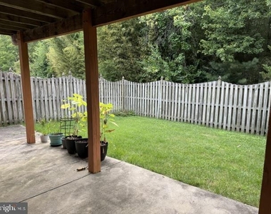6206 Manchester Way - Photo Thumbnail 21