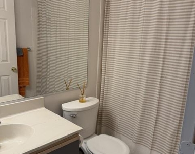 6206 Manchester Way - Photo Thumbnail 17