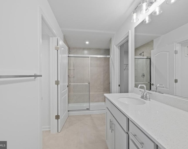 9942-a Count Fleet Crescent - Photo Thumbnail 19