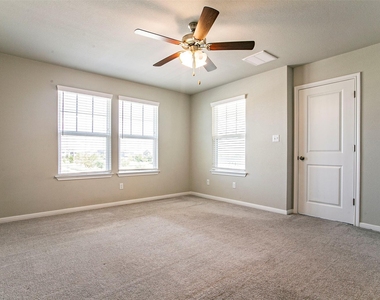 133 Duck Creek Trl - Photo Thumbnail 11