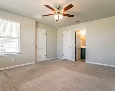 133 Duck Creek Trl - Photo Thumbnail 12