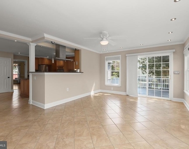 10217 Tuscany Road - Photo Thumbnail 16