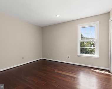10217 Tuscany Road - Photo Thumbnail 29