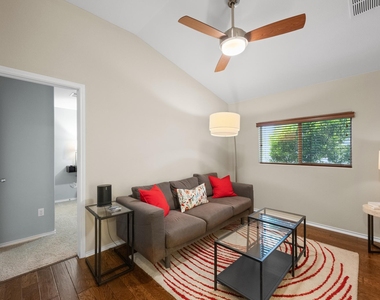 7309 Lookout Bluff Ter - Photo Thumbnail 14