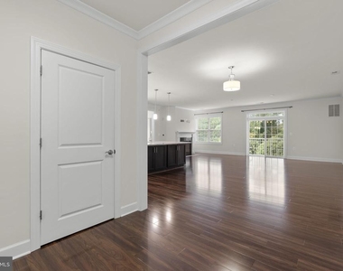 10520 Resort Road - Photo Thumbnail 5