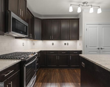 10520 Resort Road - Photo Thumbnail 10