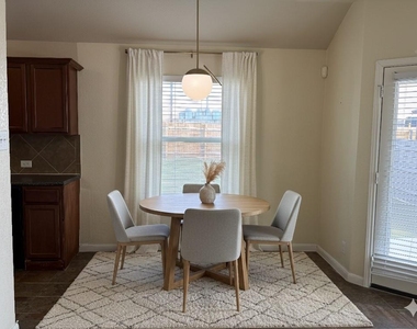 217 Teron Dr - Photo Thumbnail 5