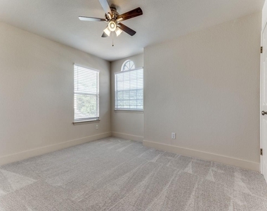 13400 Balamos Dr - Photo Thumbnail 17
