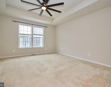 6228 Davinci Street - Photo Thumbnail 15