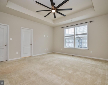 6228 Davinci Street - Photo Thumbnail 16