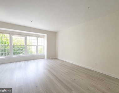 9426 Singleton Place - Photo Thumbnail 5