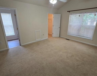 7910 Monarch Street - Photo Thumbnail 30