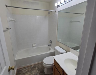 7910 Monarch Street - Photo Thumbnail 25