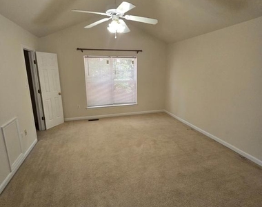 7910 Monarch Street - Photo Thumbnail 28