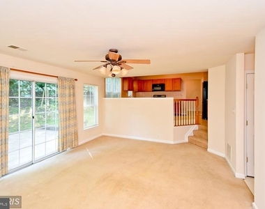 7910 Monarch Street - Photo Thumbnail 14