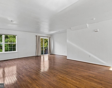 387 Cambridge Place - Photo Thumbnail 14